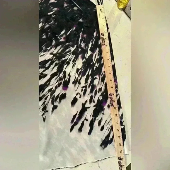 Tahari Women’s Blouse Large Polyester Poncho Style Sleeves - Picture 8 of 8